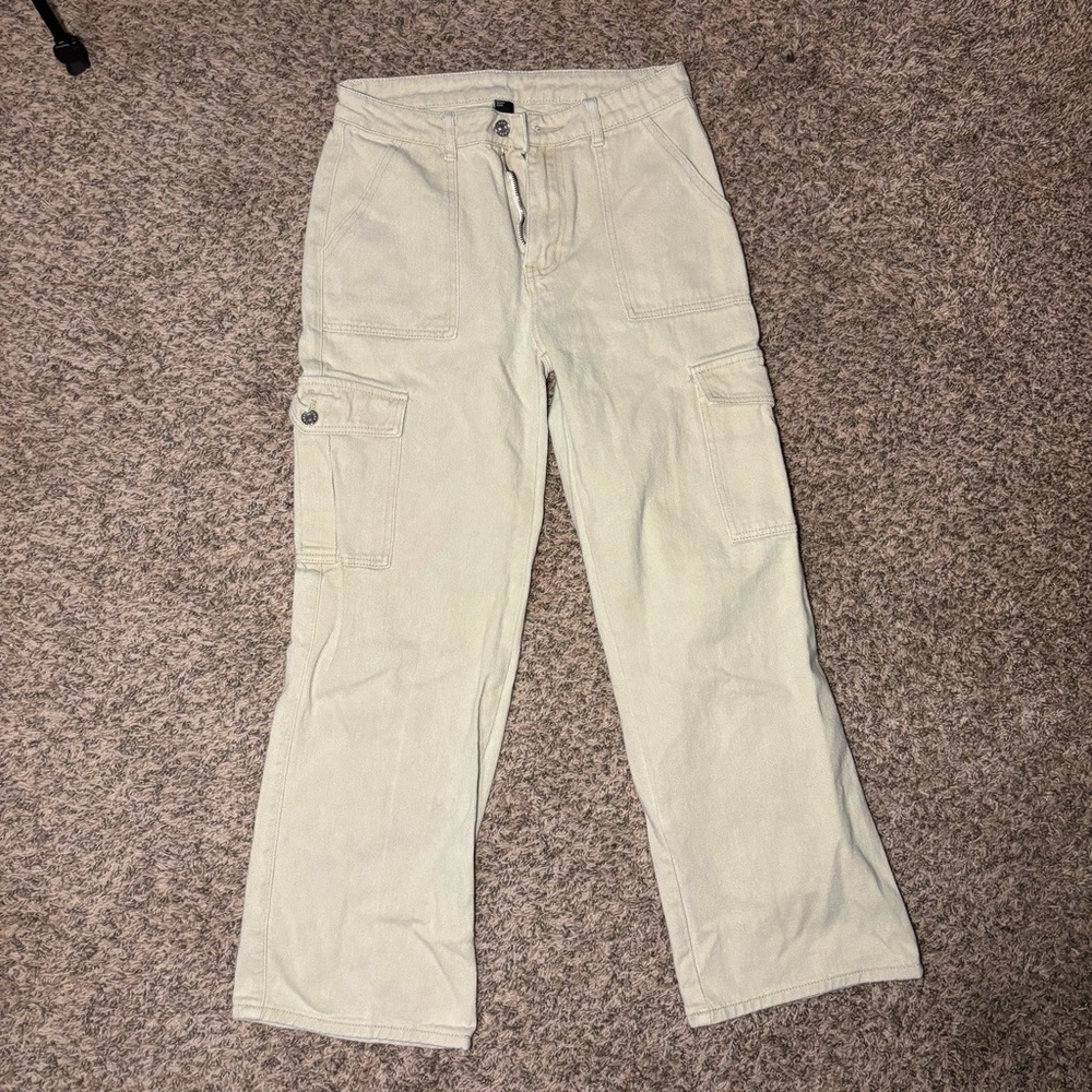 Beige high-waisted cargo pants (Cider)